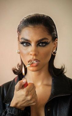 Monique Yvonne, Maquillage On Fleek, Pose Fotografi, Creative Photoshoot Ideas, Glam Photoshoot, Model Inspo, Photoshoot Themes, Photoshoot Concept, Editorial Makeup