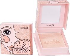 Benefit Cookie, Cookie Highlighter, Makeup Sephora, Golden Pearl, Pearl Powder, Makeup Needs, Powder Highlighter, Makeup Items, Birthday Wishlist