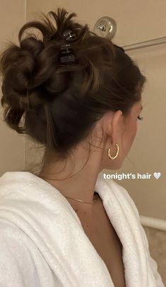 Hair Styles With Bow, Difficult Hairstyles, Hairstyles Birthday, Interview Hairstyles Medium, Autumn Hairstyles, Old Money Hairstyles, Hairstyle For Work, Fun Hair Styles, Concert Hair