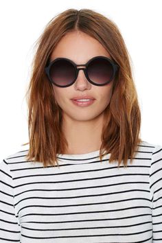 current haircut. Beauty Space, Trendy Haircuts, Shoulder Length Hair, Hair Colour, Black Sunglasses, Hair Dos, Bobs Haircuts