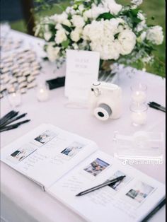 Wedding Welcome Table, Wedding Guest Book Ideas, Polaroid Wedding, Guest Book Ideas, Dream Wedding Decorations, Guest Book Table, Wedding Activities