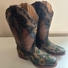 New, Never Worn. Womens 7.5 Cowboy Up, High Top Shoes, Up Shoes, Top Shoes, Shoes Heels Boots, High Top, Shoes Women Heels, Heeled Boots, Womens Boots