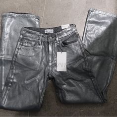 Zara Metallic Silver Jean Never Worn & No Flaws Zara Glitter Jeans, Cute Clothing Stores, Metallic Jeans, Jean Color, Cute Clothing, Clothing Stores, Silver Jeans, Zara Jeans, Cute Everyday Outfits