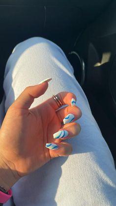 Manicure 2023, Nails Coffin Short, Trendy Manicure, Hoco Nails, Swirl Nails, Blue Acrylic Nails, Homecoming Nails Acrylic, Glow Nails