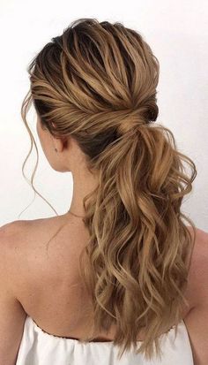 Half Up Ponytail, Up Ponytail, Updos Homecoming, Cute Prom Hairstyles, Half Up Half Down Hair Prom, Perfect Hair Color, Ponytail Hairstyle, Ponytail Hairstyles Easy, Hair Homecoming