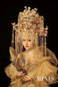 Indonesian Headdress, Maxence Danet, Ancient Armor, Mermaid Crown, Exotic Fashion, Art Japonais, Bride Wear