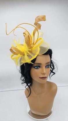 Elegant Yellow with gold Fascinator! Classic style to go with a variety of outfits: bridesmaids,  cocktail party,  Kentucky Derby, Rehearsal dinner, Easter and church outfits.  Ones with hair clip and headband.  - Rare find - Lightweight  - Ready to ship - Fast Shipping - Free Shipping - Group discount available - Customize by adding different color flowers and or feathers - Headband and Hair clip  CHECK OUT MY STORE FOR OTHER STYLES & COLORS: etsy.com/shop/Hatsandpearls Find more at my website for more styles: www.hatsandpearls.com  Reach out to me if you can't find what you are looking for.  I can make cake custom orders and help you style and match your outfit  Tag and share your pictures when you wear and style our hats.  Instagram: @hats_pearls Facebook: Hats Pearls Thank you for visi High-end Yellow Mini Hat For Kentucky Derby, Spring Evening Yellow Headpieces, Outfits For Bday, High Tea Party Outfit, Classy Black Outfits, Different Color Flowers, Kentucky Derby Dress, Gold Fascinator, Pink And Red Dress