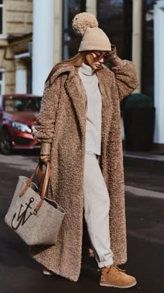 Latest Winter Fashion, Winter Fashion Outfits Casual, Coat Outfit, Trendy Winter, Cute Winter Outfits, Outfit Trends