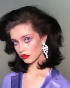 80s Hair And Makeup, 80s Makeup Looks, 80’s Makeup, 1980s Makeup, Disco Makeup, 70s Makeup, 80s Makeup, Michael Cinco, 90s Makeup