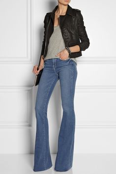 Outfits With Flare Jeans, Flare Jeans Outfit Spring, Flare Outfit, Jeans Outfit Spring, Outfit Ideas Spring, Rick Owens Jacket, Clothes Ideas, Denim Flares