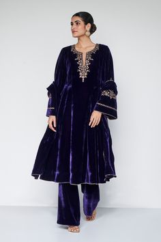 Anita Dongre Suits, Suit Designs Pakistani, Kurta Sets For Women Online, Designer Kurta Sets For Women, Kurta Sets For Women, Designer Kurta