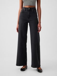 High Rise Stride Wide-Leg Jeans Black Wide Leg Jeans Outfit, Church Pants, Wide Leg Black Jeans, Black Wide Leg Jeans, Winter Work Wear, Wide Leg Jeans Outfit, Fashion Capsule Wardrobe, High Rise Wide Leg Jeans, Jeans Look