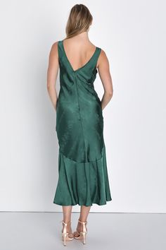 If you need a little outfit inspo for your next event, let the Lulus Exceptional Ideal Emerald Green Satin Jacquard Midi Dress help! Sleek woven satin, with a floral jacquard throughout, shapes this adorable dress that has wide tank straps and a gathered bust with a tie detail at the front. Skirt has a flattering, bias-style cut and falls to a midi hem. Hidden zipper/clasp at back. Fit: This garment fits true to size. Length: Mid-calf length. Size medium measures 52" from shoulder to hem. Bust: Summer Jacquard Midi Dress For Party, Summer Party Jacquard Midi Dress, Elegant Green Jacquard Dresses, Sleeveless Jacquard Midi Dress, Green Jacquard Dress For Formal Occasions, Formal Green Jacquard Dress, Evening Sleeveless Jacquard Midi Dress, Evening Jacquard Sleeveless Midi Dress, Elegant Jacquard Midi Dress For Summer