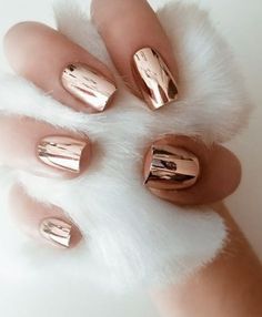 In 2017 a new, much shinier look is taking over. Prepare to see chrome lacquer on all of your friends and across social media feeds. Unghie Sfumate, Easy Nails, Gold Nail, Rose Gold Nails, Metallic Nails, Simple Nail Designs, Nailed It, Nail Arts