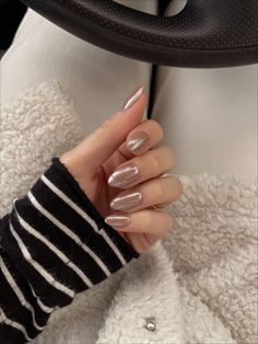 Ongles Beiges, Fairy Nails, October Nails, Beige Nails, Brown Nails