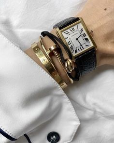 Wrist Wear, Cartier Tank, Cartier Jewelry, Cartier Watch, Be Unique, Classy Jewelry, Stacked Jewelry, Mode Inspo, 가을 패션