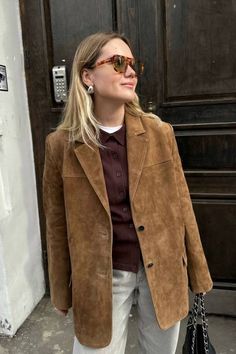 Suede Jacket Outfit, Prep Style, Classic Jacket, Fall Fits, Dressed To Kill, Dress For Success, 가을 패션, Autumn Outfit, Suede Jacket