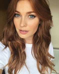 Hair Highlight Trends, Blonde Copper, Hair Color For Fair Skin, Face Nails, Hair Pale Skin, Natural Red Hair, Dyed Natural Hair