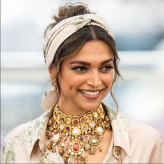 Elegance redefined: Unveiling Cannes glamour with our exquisite jewelry set, inspired by Deepika Padukone's dazzling ensemble in 2022! Beautiful chunky maharani necklace set crafted with pink stones, tanjore beads and extensively detailed pearl moti. The set includes a necklace and a pair of sparkling earrings. Approximate earrings length is 3". Kindly see picture 4 for our version of the set. Gold-plated on high-quality brass as base metal. In-stock & ready-to-ship. *Please Note: We use faux st Dipika Padukone, Gucci Gown, Cannes Red Carpet, Deepika Padukone Style, Salman Khan, Turbans, Deepika Padukone, Opening Ceremony, Cannes Film Festival