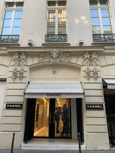 Chanel Store Paris, Classy Clothing, Modern Boutique, Heart Shaped Necklace, Baby Steps, Flagship Store, Oh The Places Youll Go