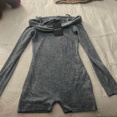 This Is Brand New And Still Has The Tag. It Is Off The Shoulders And I Would Estimate To Fit A Size 3-6. It Says Size Small But It Stretches. The Material Is Soft And Warm And The Shorts Are A Good Length.(I’m 5’3). I Am Taking Offers As Well:) Spandex Romper, Jumper Suit, Off The Shoulder Jumper, Linen Overalls, Cotton Overalls, Tank Romper, Strapless Romper, Pink Rompers, Cupcakes And Cashmere