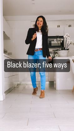 Style Black Blazer Casual, Jeans With Blue Blazer Outfit, How To Dress A Blazer With Jeans, Women’s Outfits With Blazers, Outfits With Jeans And Blazer, Suit Jacket With Jeans Women, Blazers With Tennis Shoes, Black Blazer And Jeans Outfit Women Work