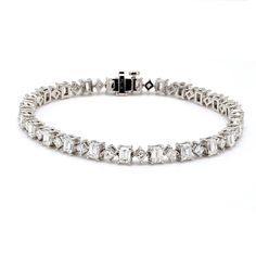 Ninacci Platinum 7 Elegance 7.63 Carats Tennis Bracelet with Alternating Emerald and Princess Cut Diamonds Diamond Birthstone, Jewelry Picture, Tennis Necklace, Princess Cut Diamonds, Metal Bracelets, Tennis Bracelet, Eternity Bands, Princess Cut, Estate Jewelry