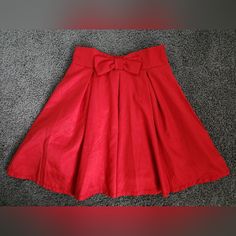 Super Cute High Waist Red Bow Flare Short Skirt. Zipper Side. Double Lined. Labeled Size 9 (First Like A Small) Red Short Lined Skirt, Cheap Red Lined Mini Skirt, Cheap Red Knee-length Mini Skirt, Red Relaxed Fit Knee-length Mini Skirt, Red Mini Skirt With Button Closure, Valentines Outfit, Bow Skirt, Skirt Zipper, Valentines Outfits