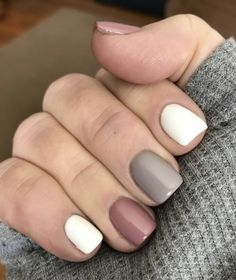 Short Nail Shellac Ideas Fall, Gel Nail Designs February, Spring Neutral Nails 2023, Dip Powder Nails Round Shape, At Home Gel Manicure Designs, 3 Different Color Nails, Cute Short Dip Nails Fall, Mat Finish Nails, Short Acrylic Nails Multicolor