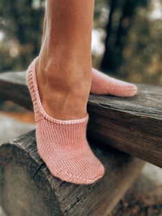 The socks are hand knitted from high quality yarn. Composition: 75% wool, 25% polyester. The socks are soft and fit comfortably on the foot. The product is machine washable. Size 36-37. USA 6.5-7. Hand Knitted Pink Socks For Winter, Wool Socks, Casual Socks, Socks And Hosiery, Socks Women, Hosiery, Hand Knitting, Bathing Beauties, Adult Outfits