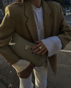 Chique Outfit, Look Adidas, Estilo Indie, Skandinavian Fashion, Foto Ideas Instagram, Mode Inspo, Looks Chic, Business Casual Outfits