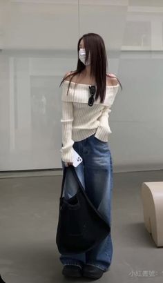 Chinese Douyin, Korean Fashion Grunge, Simple Streetwear, Trendy Tiktok, Mode Ulzzang, Miss Americana, Rockstar Girlfriend, Night Out Party, Cinnamon Girl