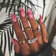 Whimsical Acrylic Nails, Cheap Nail Polish, Unghie Sfumate, Polished Nails, Smink Inspiration, Thanksgiving Nails, Pink Nail, Beauty Guru, Dream Nails