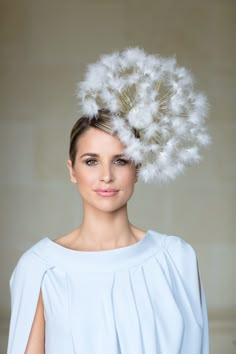 Crazy Hat Day, A Dandelion, Crazy Hats, Hats And Fascinators, Kentucky Derby Hats, Models Makeup, Love Hat, Fascinator Hats, Derby Hats