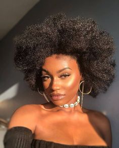 Natural afro hairstyle #afrohair #naturalhair #hairstyles #curlyhair #afrohairstyles American Woman, Natural Hair Journey, Hair Journey