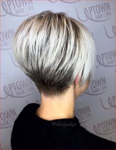 Short Wedge Hairstyles, Wedge Haircuts, Short Wedge Haircut, Wedge Haircut, Short White Hair, Wedge Hairstyles, Grey Highlights, Blond Balayage, Short Grey Hair