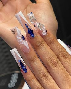 Quince Nails, Fake Nails White, Long Press On Nails, French Manicure Nails, Flower Nail Designs, Coffin Press On Nails