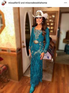 Rodeo Queen Dresses, Rodeo Queen Interview Outfit, Outfit Casamiento, Western Gala, Modeling Dresses, Cowboy Oc, Royalty Outfits