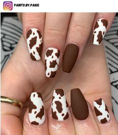 Fall Nails Western, Cow Pattern Nails, Nail Ideas Western, Maddie Nails, Western Fall Nails, Country Girl Nails, Western Nail Ideas, Country Nail Designs, Cowgirl Nails