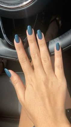 Nail Looks Simple, Acrylic Nails Teal Turquoise, Nails To Match Teal Dress, Dark Teal Gel Nails, Teal Nails 2023, Jewel Tone Nail Colors, Nails For Teal Dress, Dark Teal Blue Nails, Almond Teal Nails