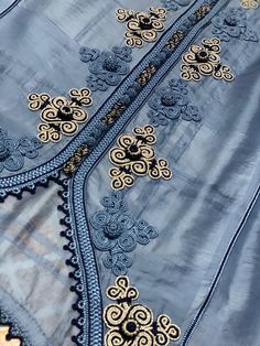 Caftan Simple, Albanian Clothing, Embroidery Boutique, Neck Designs For Suits, Kaftan Style, Tambour Embroidery, Elegant Blouse Designs, Embroidery Neck Designs