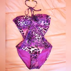 European Purple Halter One Piece Snake Skin Swimsuit Tags Still On. Never Worn, Bikini Tape Still Attatched. Hand Wash Only. Trashy Y2k Aesthetic, Purple Swimsuit, 2000s Clothes, Boutique Couture, Rave Fashion, Plunging One Piece Swimsuit, Black Swimwear