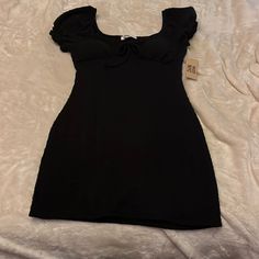 Black Madden Nyc Dress New With Tags Sz M Little Black Dress Bodycon, Casual Solid Color Dresses For Night Out, Casual Dresses For A Night Out, Black Mini Dress With Short Sleeves For Going Out, Black Casual Mini Dress For Night Out, Black Short Sleeve Dress For Going Out, Black Mini Dress With Short Sleeves For Day Out, Black Short Sleeve Mini Dress For Day Out, Casual Black Dress For Night Out