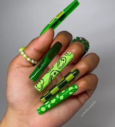 Green Funky Nails, Airbrush Nail Designs, Blue Diamond Nails, Nail Art Green, Nails Airbrush, Airbrush Nail, Nail Options, Multicolored Nails, 3d Flower Nails