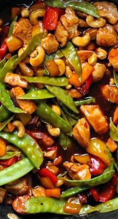 stir fry with chicken, green beans and cashews