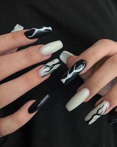 Goth Nails, Nails Only, Acrylic Nails Coffin Short, Hot Nails, Girls Nails, Best Acrylic Nails, Long Acrylic Nails