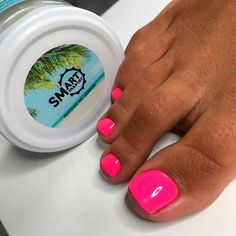 Carribean Vacation Pedicure, Salon Gel Nail Colors, Bright Summer Pedicure Toenails, March Toe Nail Colors Pedicures, Shellac Pedicure Toenails Summer, Trending Toenail Colors 2023, Summer Gel Pedicure Colors, Pretty Toe Nails For Summer Simple, Pedicure For The Beach