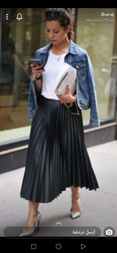 Black Pleated Skirt Outfit, Pleated Outfit, Pleated Skirt Outfits, Rok Outfit, Black Skirt Outfits, Pleated Skirt Outfit, Casual Chic Spring, Skirt Diy, Leather Skirt Outfit