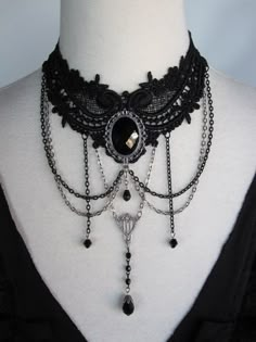 Kalung Choker, Black Lace Necklace, Lace Choker Necklace, Victorian Goth, Lace Necklace, Victorian Steampunk, Gothic Steampunk, Black Choker, Gothic Outfits