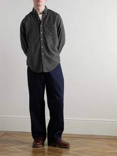 In the early 2000s, OrSlow founder Ichiro Nakatsu would visit Osaka's American Village and buy vintage pieces from across the pond. This shirt is inspired by 'Made in USA' styles, with its relaxed cut and hard-wearing fabrication. It's made from cotton and Lyocell-blend flannel and has a preppy button-down collar. Early 2000s Fashion Men, American Village, Men 90s, Camp Collar Shirt, Trousers Outfit, Trouser Outfit, Relaxed Trousers, Michael Keaton, Mens Flannel Shirt